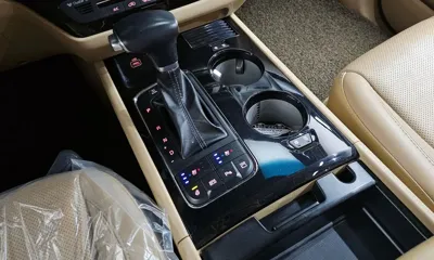Kia Canival 2018, 246010 км, за 10500000 KRW - фото 9