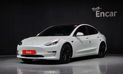 Tesla Model 3 · 2021 год