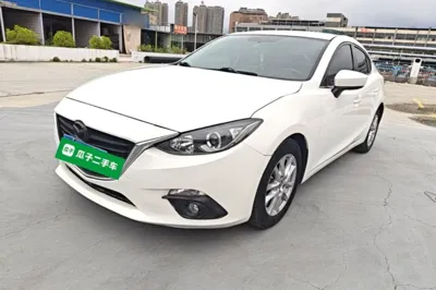 Mazda Mazda 3 Axela · 2016 год