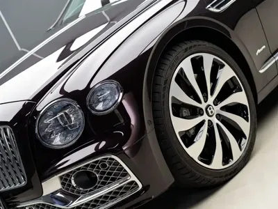 Bentley Flying Spur 2023, 98000 км, за 1880000 CNY
