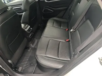 Geely Emgrand 2022, 84500 км, за 42800 CNY - фото 17