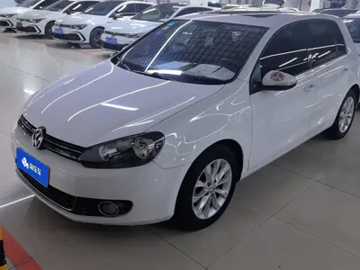 Volkswagen Golf · 2013 год