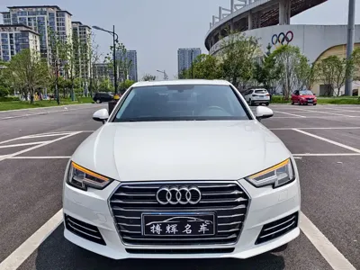 Audi A4L 2017, 120000 км, за 69800 CNY