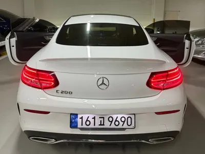 Mercedes-Benz C-Class 2022, 31000 км, за 36860000 KRW