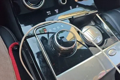 Land Rover Range Rover Velar 2018, 108900 км, за 143651.81 CNY - фото 14