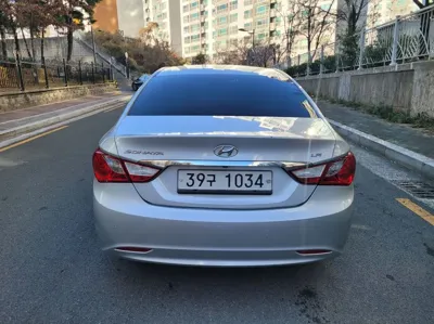 Hyundai Sonata 2014, 177000 км, за 4100000 KRW