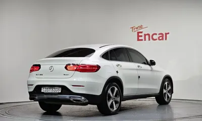 Mercedes-Benz GLC-Class 2019, 64413 км, за 40000000 KRW
