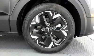 Kia Niro 2024, 10049 км, за 29200000 KRW - фото 21