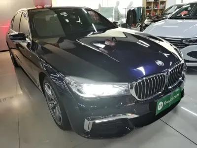 BMW 7 Series 2018, 166400 км, за 170799 CNY