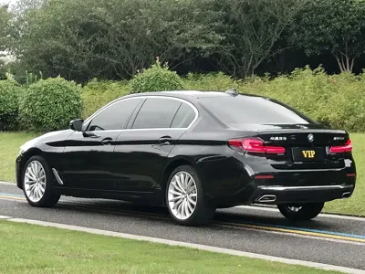 BMW 5 Series 2022, 81000 км, за 209800 CNY - фото 6