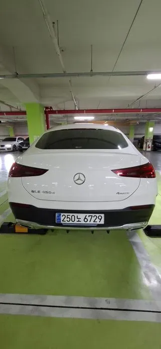 Mercedes-Benz GLE-Class 2023, 59592 км, за 125500000 KRW