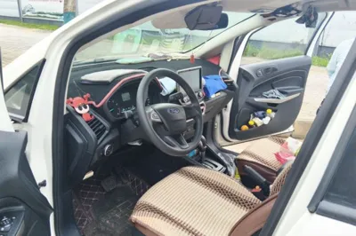 Ford EcoSport 2018, 152300 км, за 36450.71 CNY - фото 13
