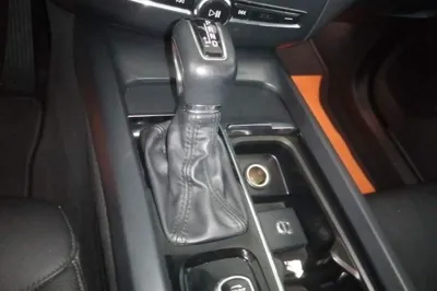 Volvo XC60 2019, 91800 км, за 117618.46 CNY - фото 16