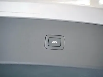 Xiaomi 小米YU7 2025, 9000 км, за 272800 CNY - фото 22