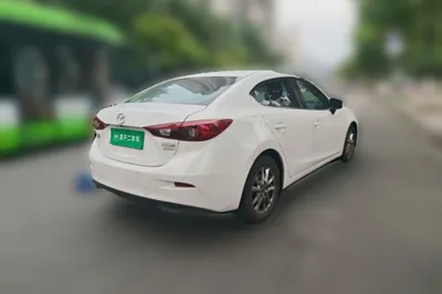 Mazda Mazda 3 Axela 2016, 103700 км, за 45245.19 CNY