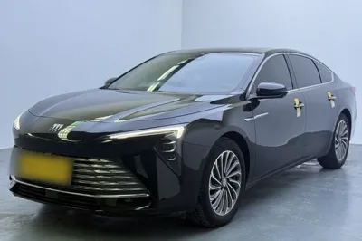 Buick LaCrosse · 2023 год