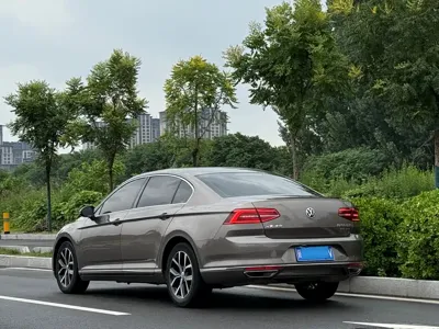 Volkswagen Magotan 2017, 148000 км, за 58800 CNY