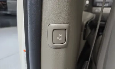 Kia Canival 2015, 167356 км, за 9800000 KRW - фото 16