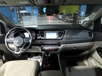 Kia Canival 2018, 110985 км, за 11900000 KRW - фото 7