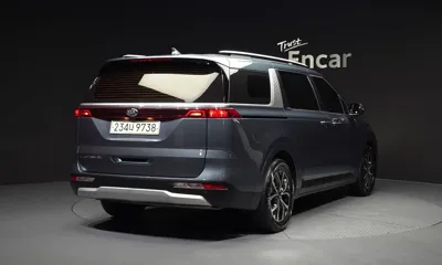 Kia Canival 2021, 107087 км, за 18300000 KRW