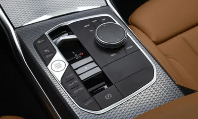 BMW 3-Series 2025, 10063 км, за 45500000 KRW - фото 9