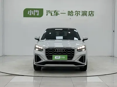 Audi Q2L 2023, 39000 км, за 126000 CNY