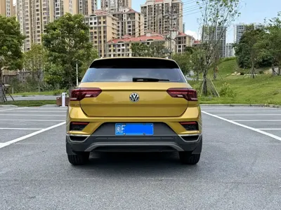 Volkswagen T-Roc 2018, 55000 км, за 58800 CNY