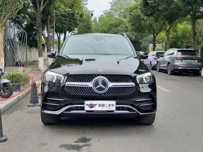 Mercedes-Benz 奔驰GLE(进口) 2023, 70000 км, за 365800 CNY