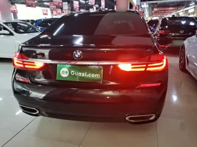 BMW 7 Series 2018, 166400 км, за 170799 CNY - фото 6