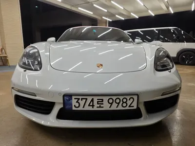Porsche 718 2017, 98000 км, за 43700000 KRW