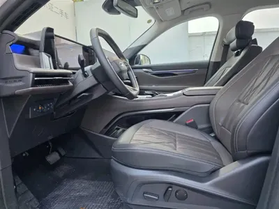 Ford Edge 2025, 5600 км, за 238000 CNY - фото 11