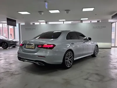 Mercedes-Benz E-Class 2022, 109684 км, за 37000000 KRW