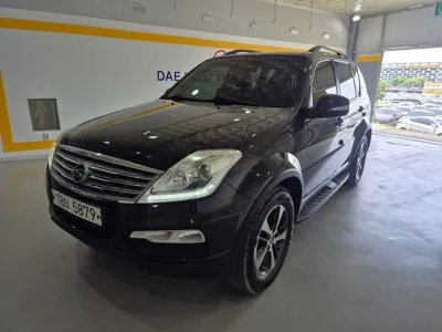 KG_Mobility_Ssangyong Rexton · 2015 год
