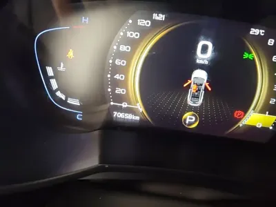 Geely Emgrand GS 2020, 70600 км, за 32700 CNY - фото 12