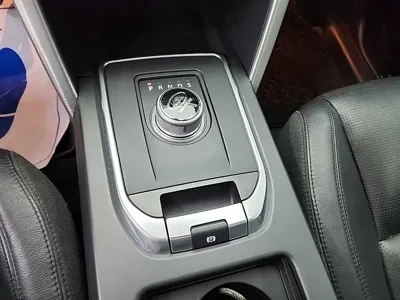 Land Rover Discovery Sport 2016, 65714 км, за 10500000 KRW - фото 8