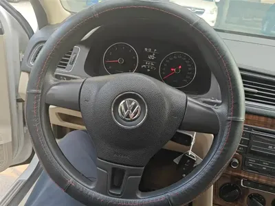 Volkswagen Lavida 2015, 81199 км, за 25800 CNY - фото 15