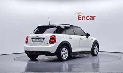 MINI Cooper 2015, 152406 км, за 6500000 KRW