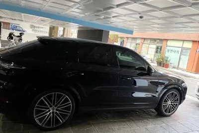 Porsche Cayenne 2020, 88100 км, за 69990000 KRW