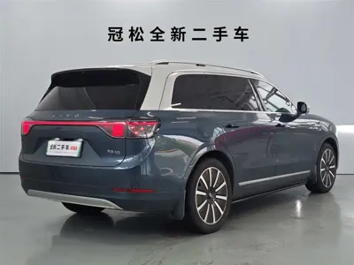 AITO 问界 AITO M9 2024, 25299 км, за 318800 CNY