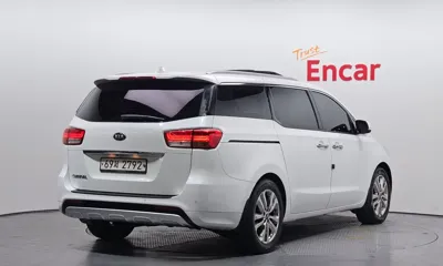 Kia Canival 2015, 164514 км, за 8500000 KRW - фото 2