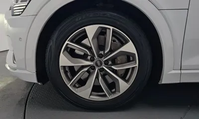 Audi e-tron 2020, 65403 км, за 43000000 KRW - фото 5