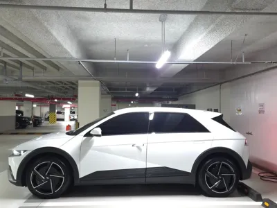 Hyundai Ioniq5 2026, 12600 км, за 38810000 KRW