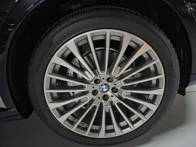 BMW X7 2022, 51000 км, за 86000000 KRW