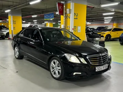 Mercedes-Benz E-Class 2010, 69393 км, за 11500000 KRW - фото 2