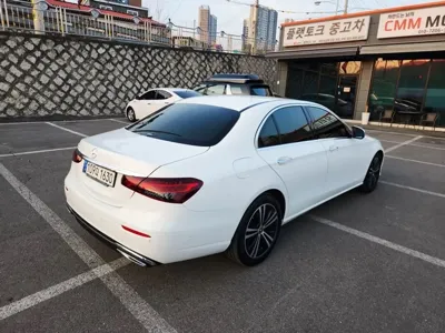 Mercedes-Benz E-Class 2021, 59067 км, за 36900000 KRW