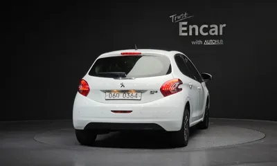 Peugeot 208 2016, 48344 км, за 5900000 KRW