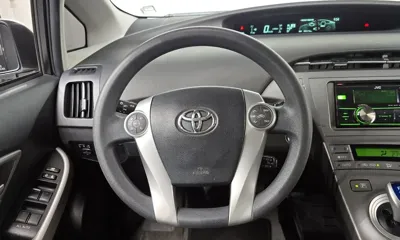 Toyota Prius 2015, 99778 км, за 8700000 KRW - фото 13