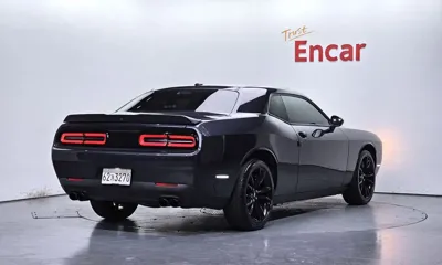 Dodge Challenger 2018, 73021 км, за 51900000 KRW