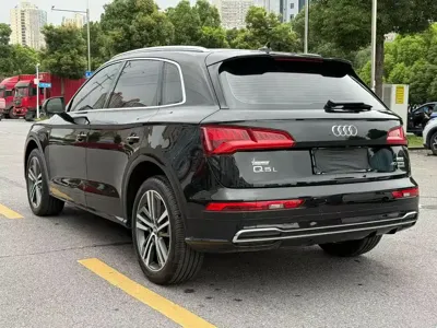 Audi Q5L 2020, 80000 км, за 108800 CNY - фото 7