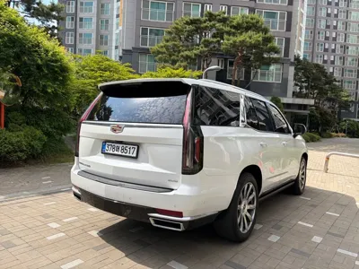 Cadillac Escalade 2022, 43071 км, за 87900000 KRW - фото 9